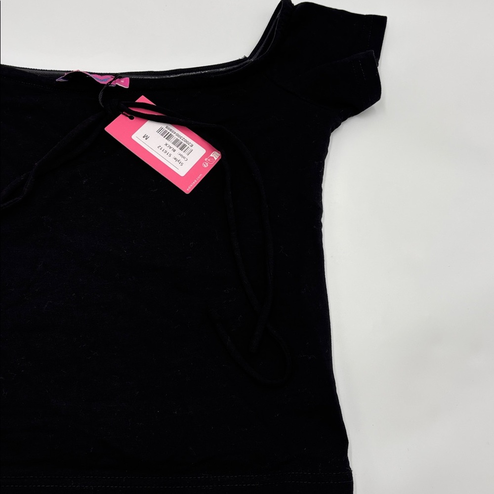 Edikted Jess Off the Shoulder Top in Black - Picture 2 of 7